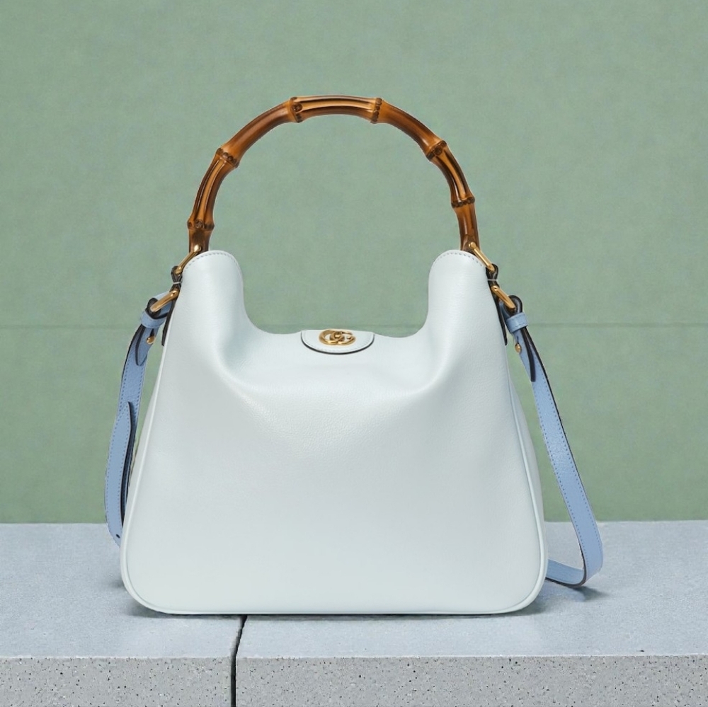 Gucci Diana Medium Bamboo Shoulder Bag